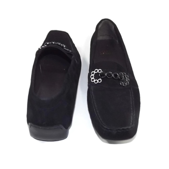 STUART WEITZMAN  Black Plush Suede Loafers  8.5 N - Picture 3 of 8
